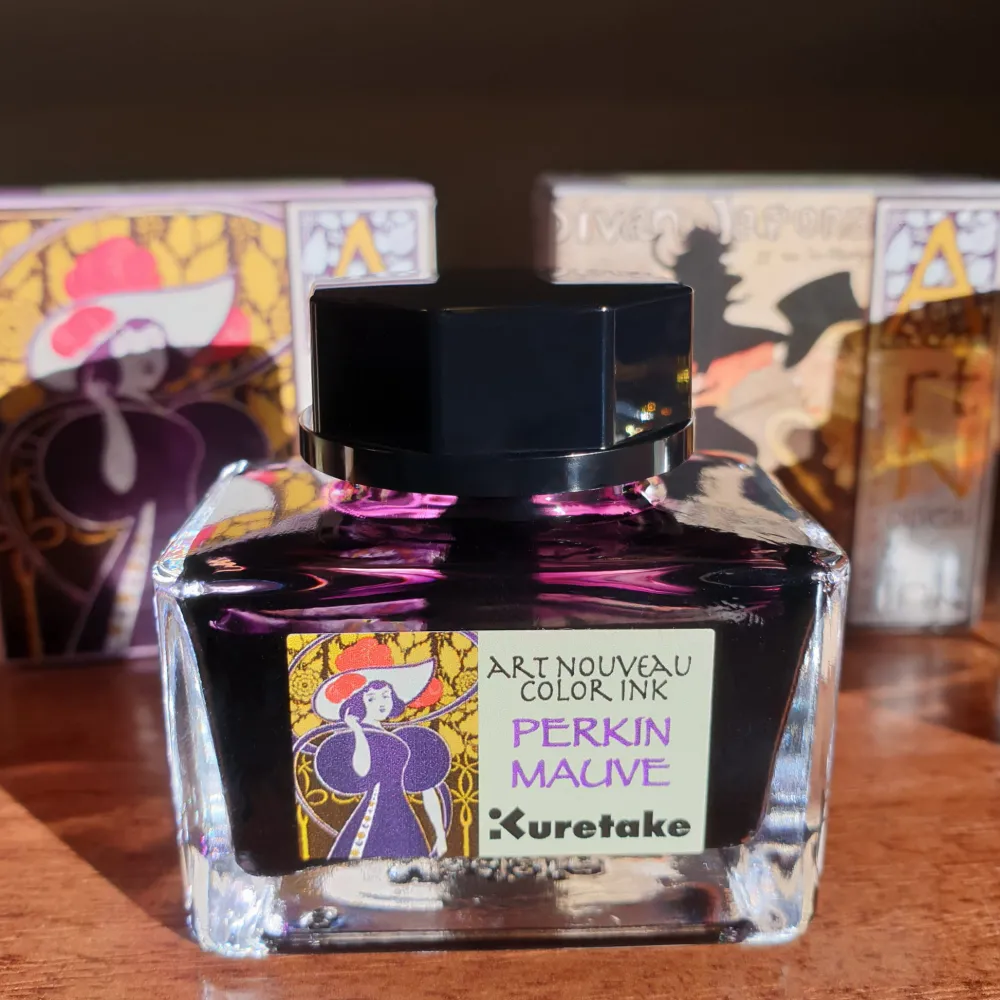 Kuretake Atrament Ink-Cafe Art Noveau - - Perkin Mauve, 21 ml