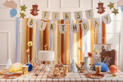 PartyDeco Girlanda First Birthday z misiami - 13 x 255 cm