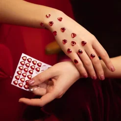 PartyPal Naklejki diamentowe Serca - czerwone, 1 cm, 36 szt.
