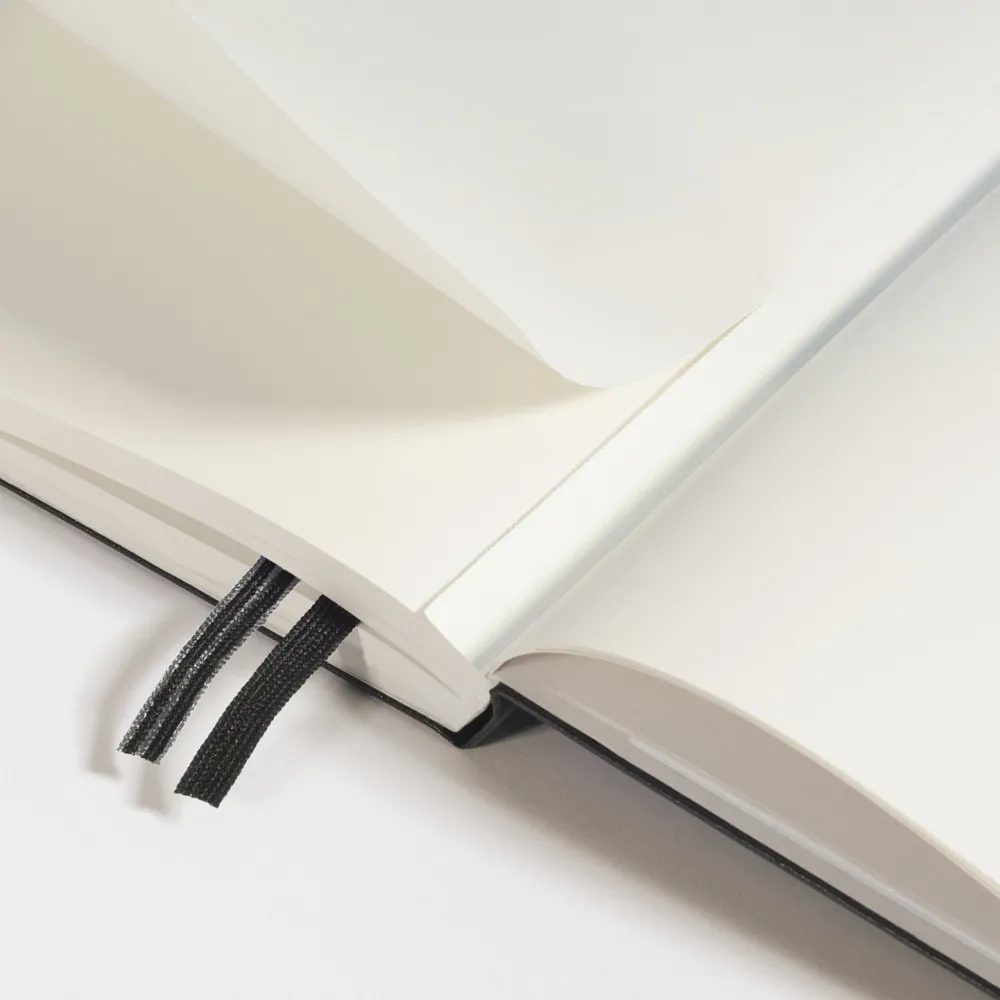 Leuchtturm1917 Notatnik Master Classic - - w kratkę, czarny, A4+