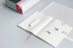 Papierniczeni Notes Klasyk - - ciemny róż, w kropki, 80 ark. > Notatniki W Kropki
