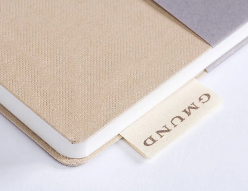 Gmund Notes w kropki Mono - - Oat 115 g 112 ark.