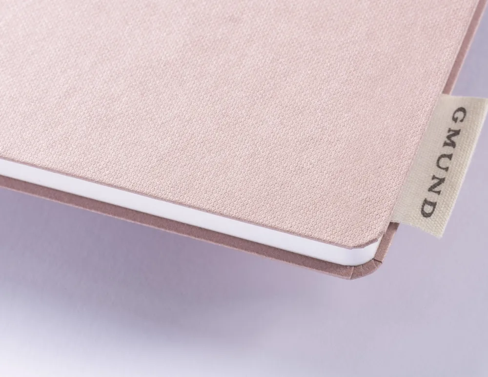 Gmund Notes w kropki Mono - - Rouge 115 g 112 ark. > Notatniki W Kropki
