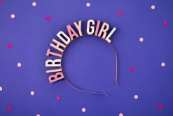 PartyDeco Opaska na głowę Birthday Girl - różowa