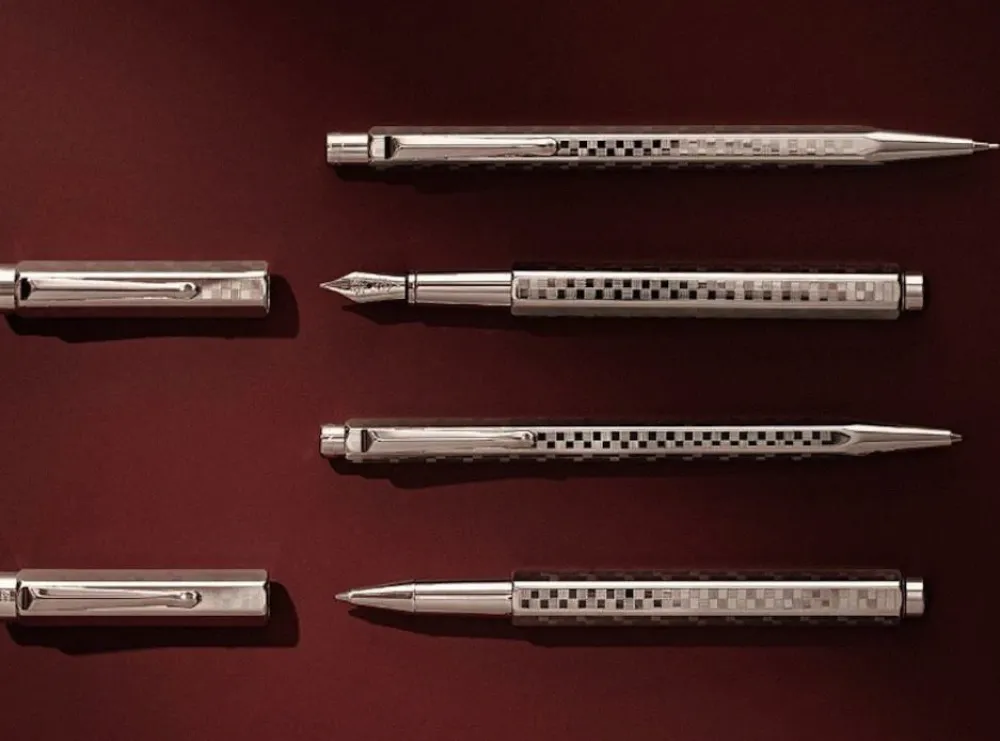 Caran d'Ache Ołówek Ecridor Damier w etui - - Platinum 0,7 mm