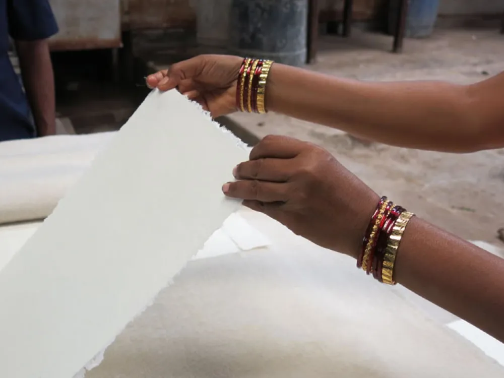Khadi Papers Papier czerpany 100% bawełny 320 g - - White A4 20 ark.