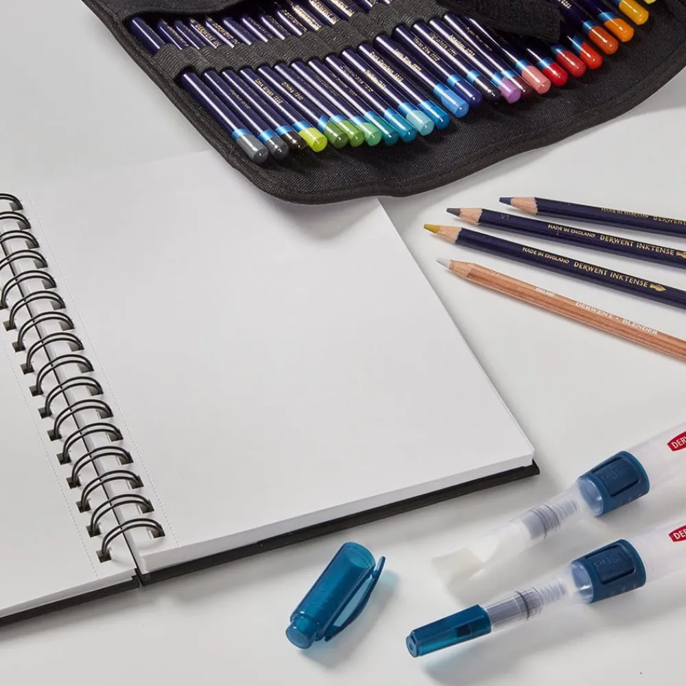 Derwent Piórnik materiałowy Pencil Wrap - - czarny > Akcesoria