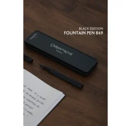 Caran d'Ache Pióro wieczne 849 z etui - - Black Code M