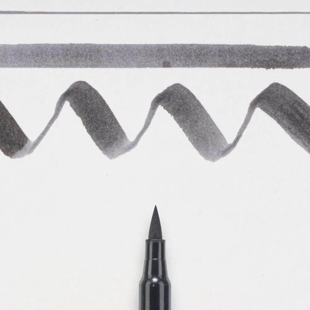 Sakura Pisak pędzelkowy Koi Coloring Brush Pen - - Dark Warm Gray