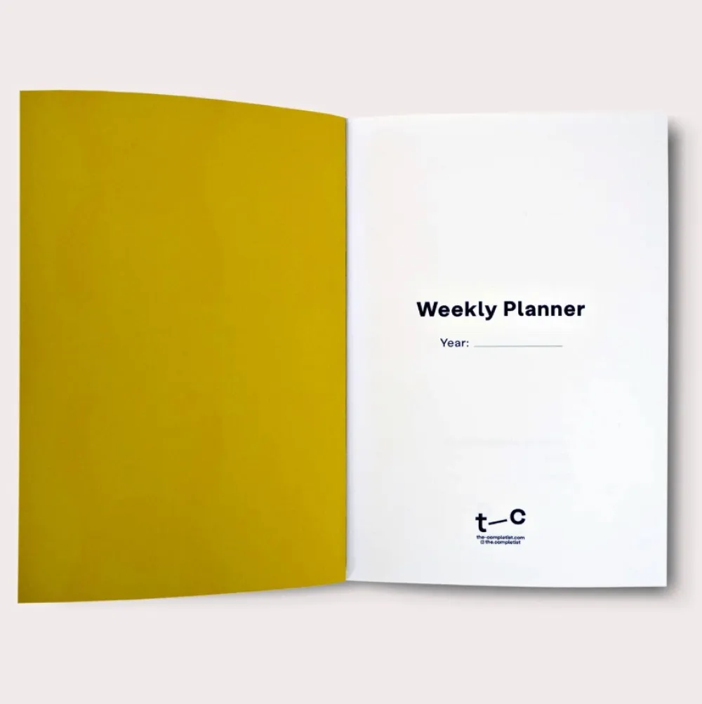 The Completist. Planer tygodniowy Casetta No.1 A5 - - 90 g/m2 > Planery Niedatowane