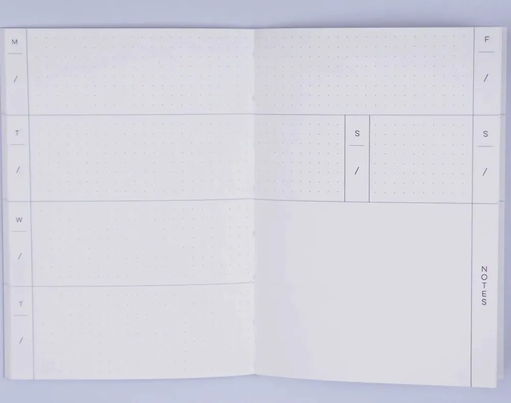 The Completist. Planer tygodniowy Chicago no. 1, A6 - - 90 g/m2 > Planery Niedatowane
