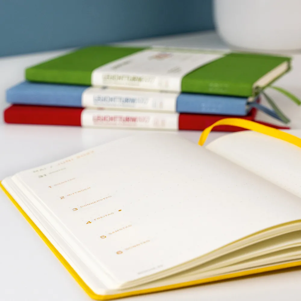 Leuchtturm1917 Planer tygodniowy Colourful Seasons 2027 - - Winter > Kalendarze Książkowe