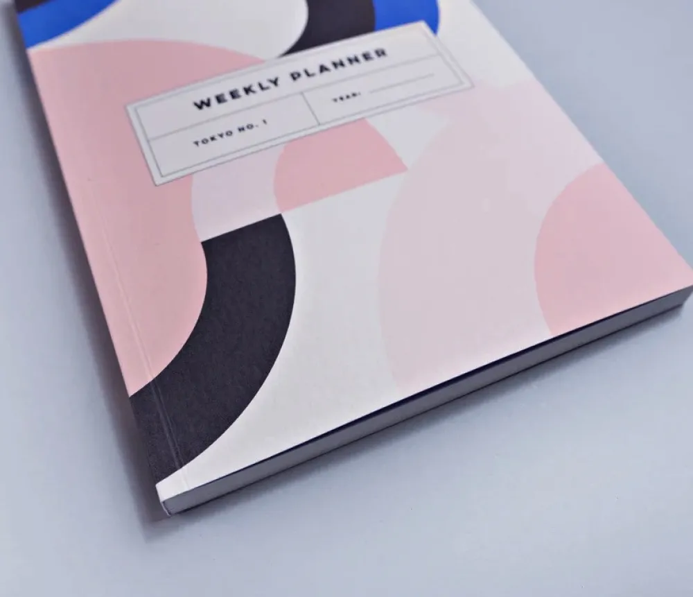 The Completist. Planer tygodniowy Tokyo no. 1, A5 - - 90 g/m2 > Planery Niedatowane