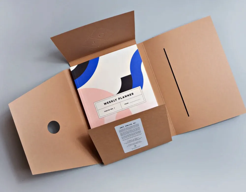 The Completist. Planer tygodniowy Tokyo no. 1, A5 - - 90 g/m2 > Planery Niedatowane