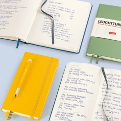 Leuchtturm1917 Planer tygodniowy z notatnikiem w kropki 2027 – – Black A5