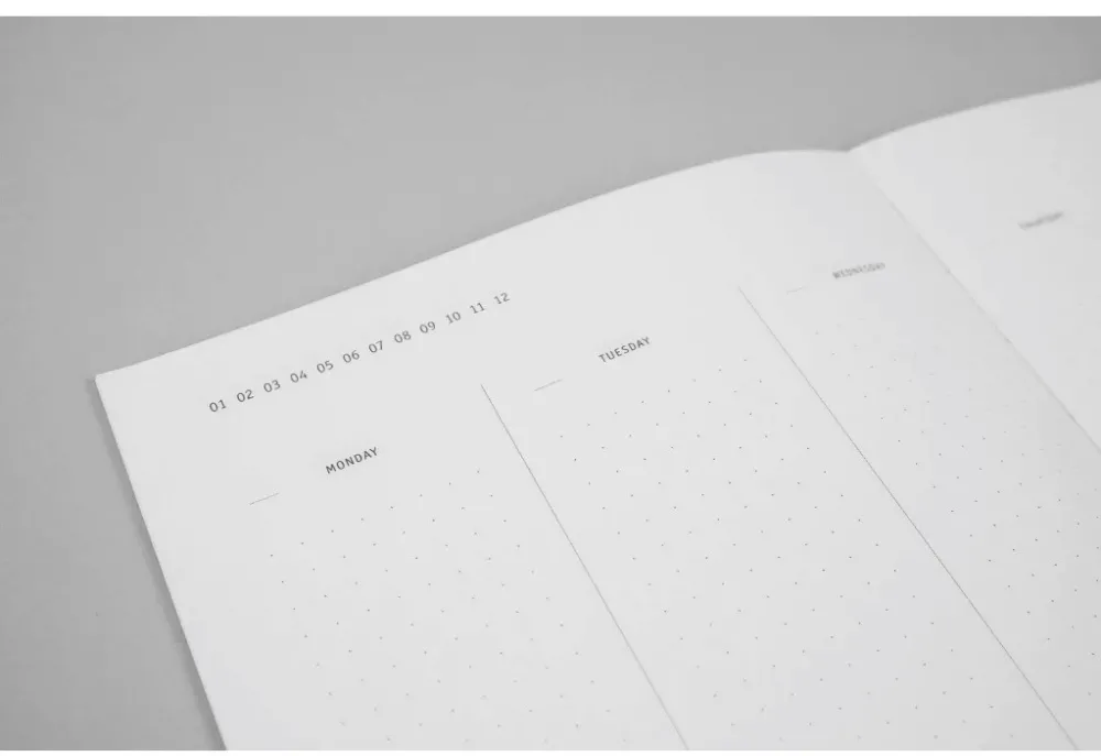 Papierniczeni Planner niedatowany Klasyk - - Mech > Planery Niedatowane