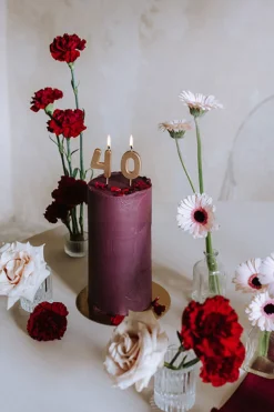 PartyDeco Świeczka urodzinowa cyferka 0 - złota, 4,5 cm > Świeczki Urodzinowe