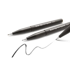 Pentel Zestaw do liternictwa Brush Sign - - Niezmywalne opowieści, 3 szt. > Pisaki Kaligraficzne