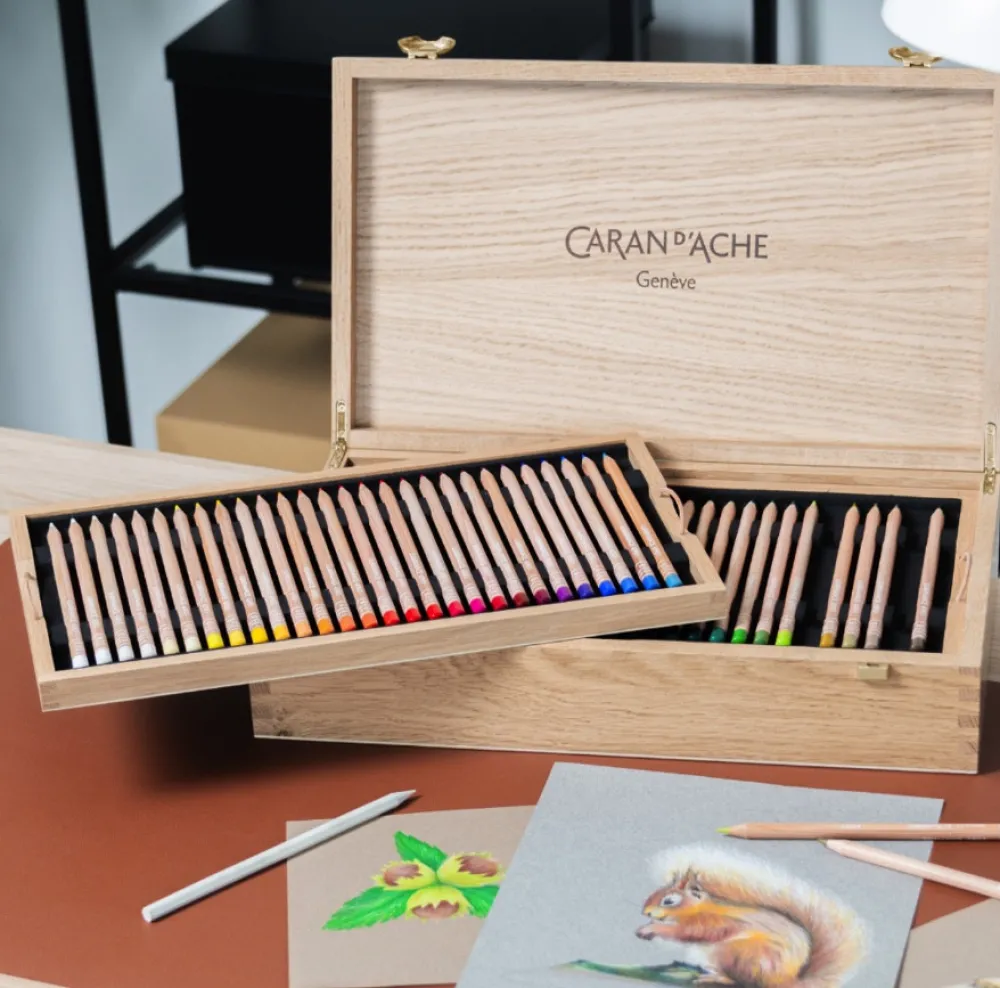Caran d'Ache Zestaw kredek ołówkowych Luminance w kasecie - - 112 szt.