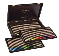Caran d'Ache Zestaw pasteli suchych w kredce Pastel Pencil w drewnianej walizce - - 84 szt. > Pastele