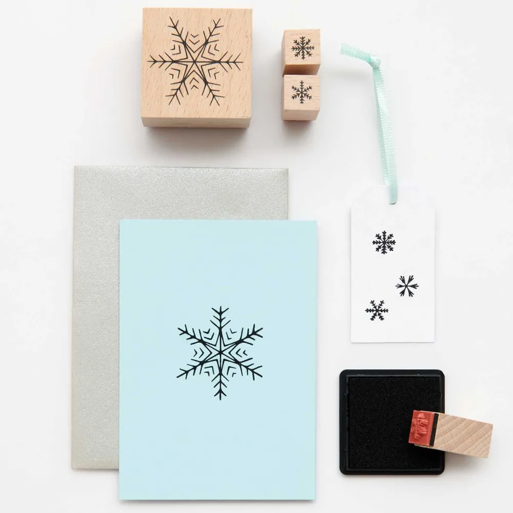 Rico Design Zestaw stempli drewnianych Płatki śniegu - Paper Poetry - 12 szt. > Tusze I Stemple