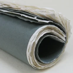 Khadi Papers Zwijany szkicownik 100% bawełny 100 g - - Rough 30 x 42 cm 19 ark. ><noscript><img width=